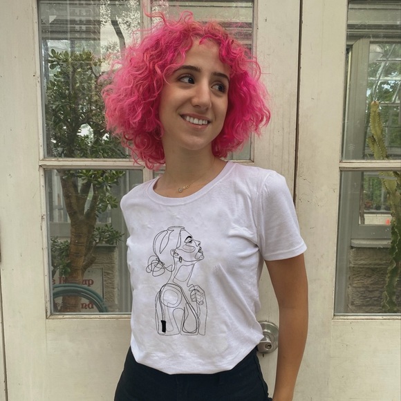 Beauty white T-shirt - Picture 2 of 2